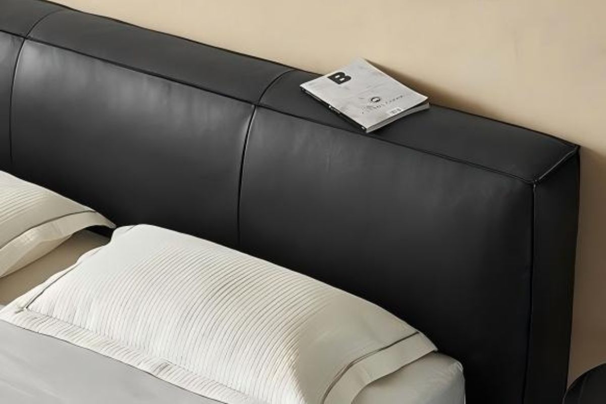 Широкое мягкое изголовье из итальянской кожи двуспальной кровати Квинс