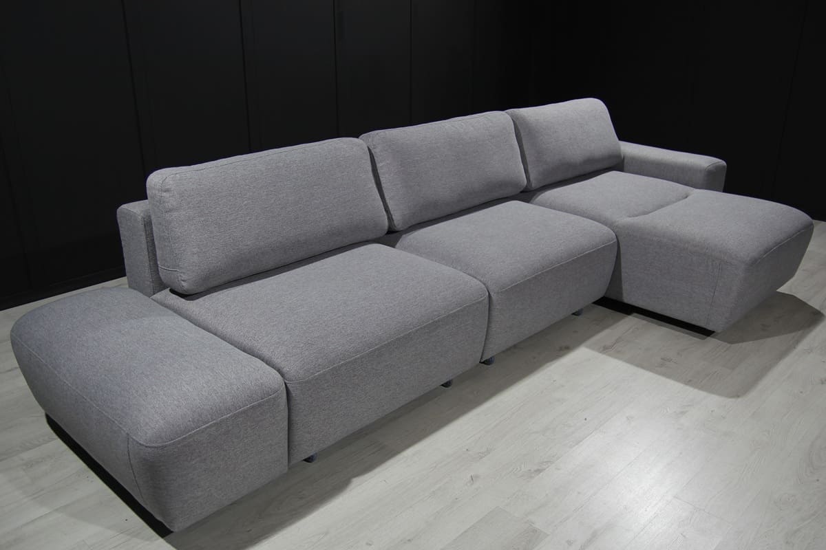 Угловой раскладной диван Бостон с пуфом