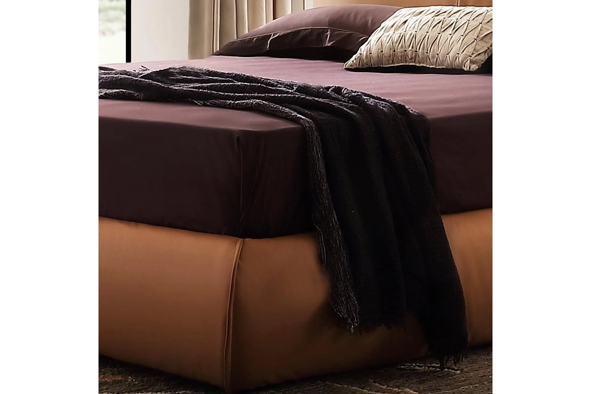 Кожаная боковина и изножье кровати Урбана