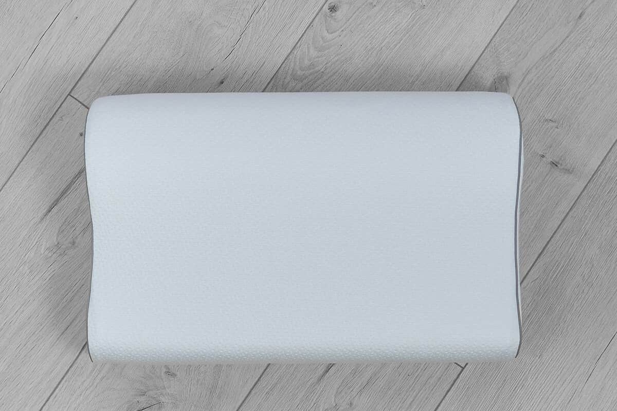 Фото комфортной небольшой анатомической подушки Miranda 35x50