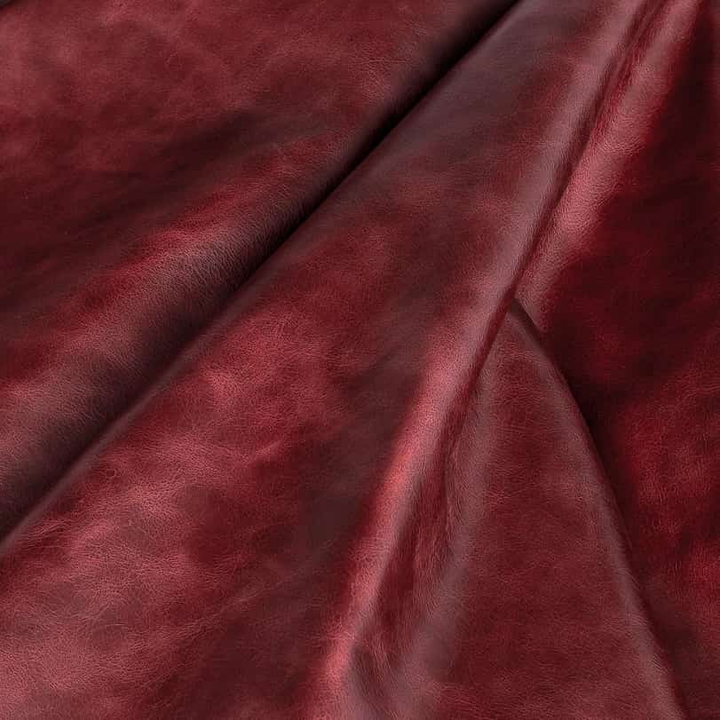 Натуральная кожа Club scarlet