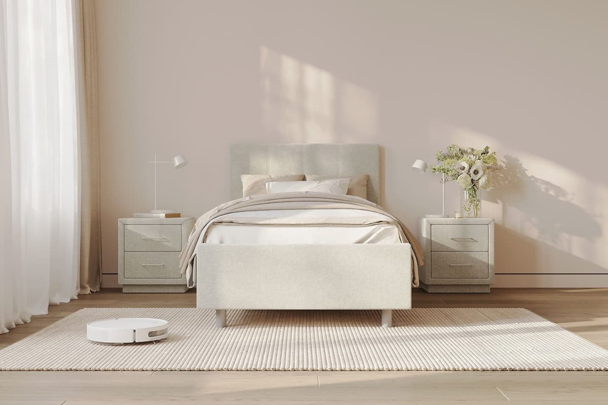 Фото спальной кровати Прато для подростков и две прикроватные тумбы в интерьере детской комнаты