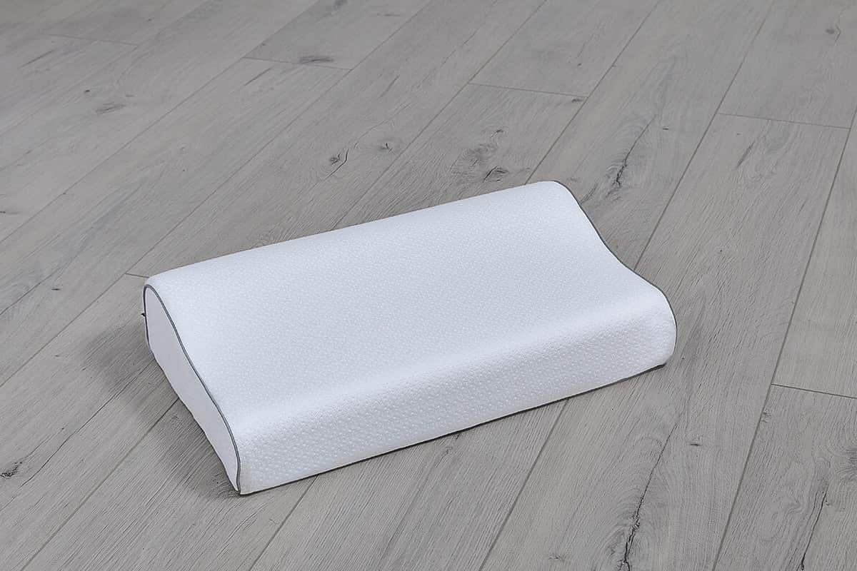 Подушка Miranda в съемной трикотажной наволочке на молнии