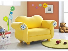 Выбор дивана для маленького ребёнка