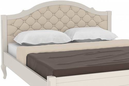 Кровать Авиньон с каретной стяжкой